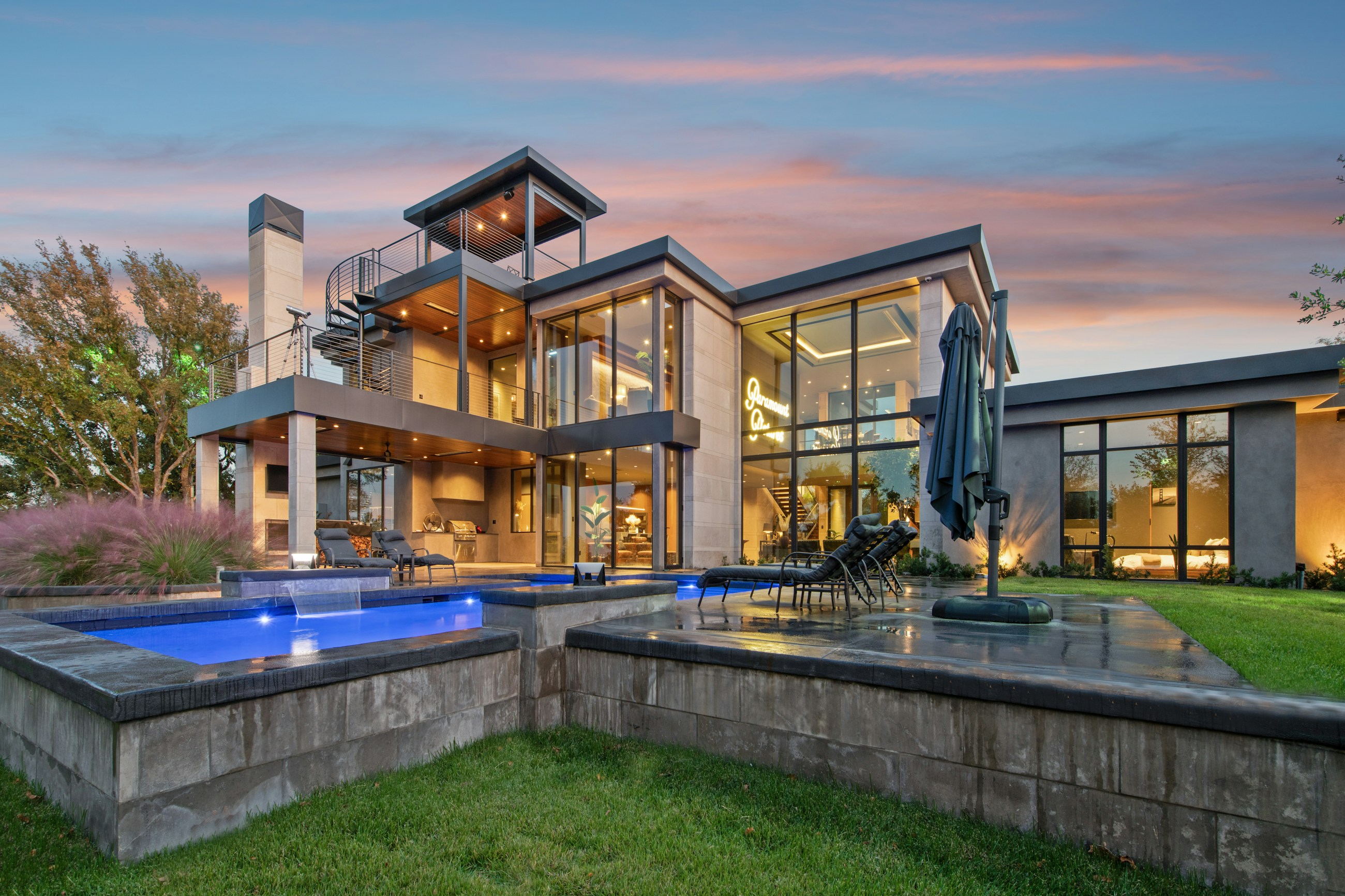 Contemporary Northwest home